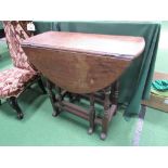 Oak drop-side gate leg table, 88cms x 77cms x 69cms. Estimate £20-30.