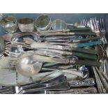 Qty of various vintage cutlery, napkin rings, stainless steel & plate. Estimate £10-20.