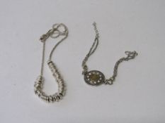 925 silver necklace & 925 silver bracelet. Estimate £20-30.