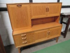 Hardwood 1960's display cabinet, 160cms x 46cms x 145cms. Estimate £40-60.