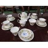 Colclough Hedgerow vintage tea set, 21 pieces. Estimate £30-40.