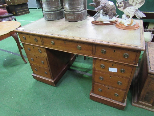 Mahogany knee hole desk with 3 drawers to supports, 3 frieze drawers & skiver top, 123cms x 66cms - Image 2 of 4
