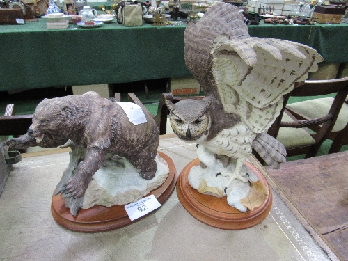 Franklin Mint hand-painted 'Grizzly' & Franklin Mint hand-painted 'Great Horned Owl'. Estimate £40-