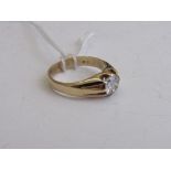 9ct gold & clear stone solitaire ring, size O, weight 5gms. Estimate £70-80.