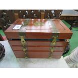 Oriental mahogany small jewellery cabinet with 4 drawers, carrying handles to side & rising lid,