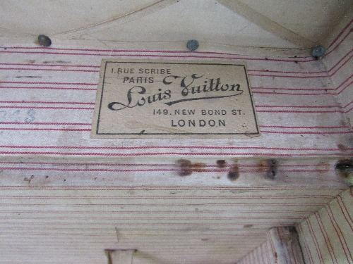Unusually large Louis Vuitton cabin trunk covered in monogram canvas. Original interior, locks, - Image 7 of 7