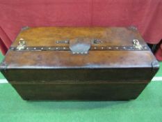 An early 20th century Louis Vuitton Malle trunk in natural cowhide leather. Original lock, latches &