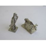 2 small silver figurines of a cow & eagle by Bier, Israel. Estimate £40-60.