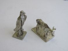 2 small silver figurines of a cow & eagle by Bier, Israel. Estimate £40-60.