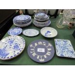 Qty of blue & white china including Wedgwood, Copeland Spode & Ridgway. Estimate £20-40.