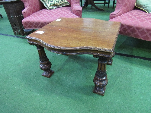 Mahogany shaped top coffee table. Estimate £10-20. - Image 2 of 2