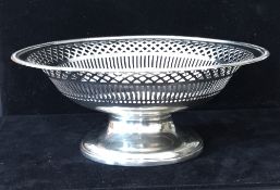 Larger sterling silver pierced fruit dish, 9ozt. Estimate £100-120.