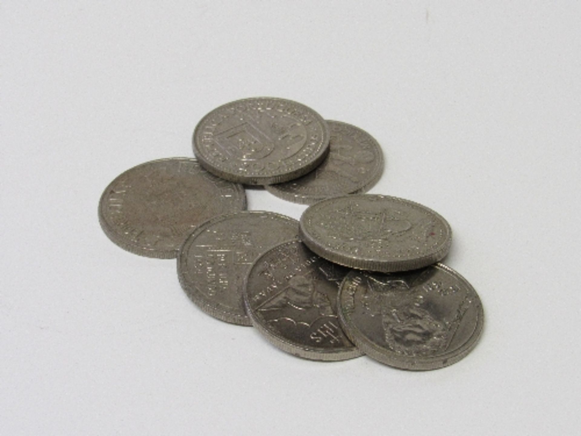 Silver coloured coins: 7 Portuguese coins, 1x 250 Escudos, 4x 200 Escudos, 2x 100 Escudos, dated