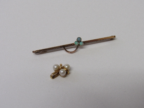 Edwardian opal bar brooch (tested) gold & 9ct gold pearl pendant, total weight 2.0gms. Estimate £