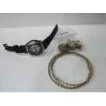 Bag of jewellery & Casio gent's wristwatch. Estimate £10-20.