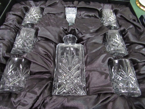 Argyle fine cut crystal whisky decanter set