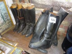 5 pairs of riding boots with two wooden trees