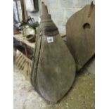 Large hand bellows