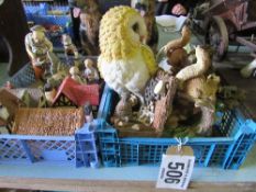 2 trays of various models, animals, houses, plaques