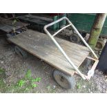 4 wheeled garden trolley