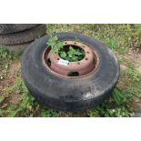 Pair of wheels and tyres 11R 22.5