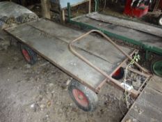 4 wheeled garden trolley