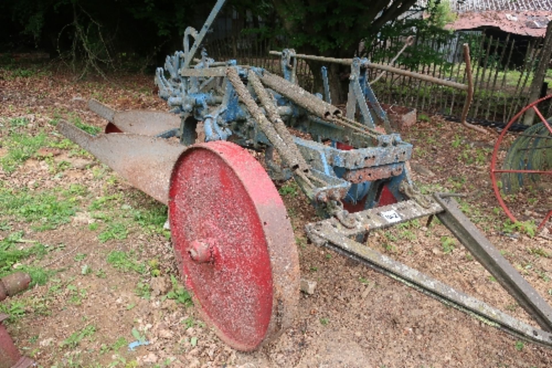 Ransomes Duotrac Major TS trailed plough with depth lift and rear land wheels