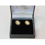 9ct gold cameo earrings in 'Remane' of Dublin box. Estimate £30-50.