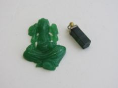 Jade lucky charm & jade pendants. Estimate £10-20.