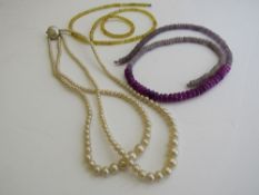 Low quality ruby & sapphire bead necklace (no clasp), yellow bead necklace (no clasp) & a double