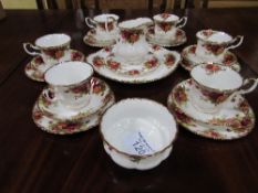 Royal Albert 'Old Country Roses' 21 piece tea set. Estimate £100-120.