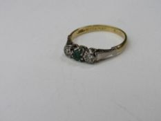 18ct gold, platinum & emerald ring, size M 1/2, weight 2.3gms. Estimate £100-120.