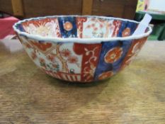 Imari bowl, 21.5cms diameter. Estimate £20-30.