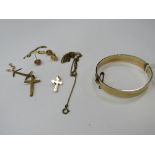 9ct gold crucifix, 9ct gold plated bangle & a qty of gold coloured items including a gold plated