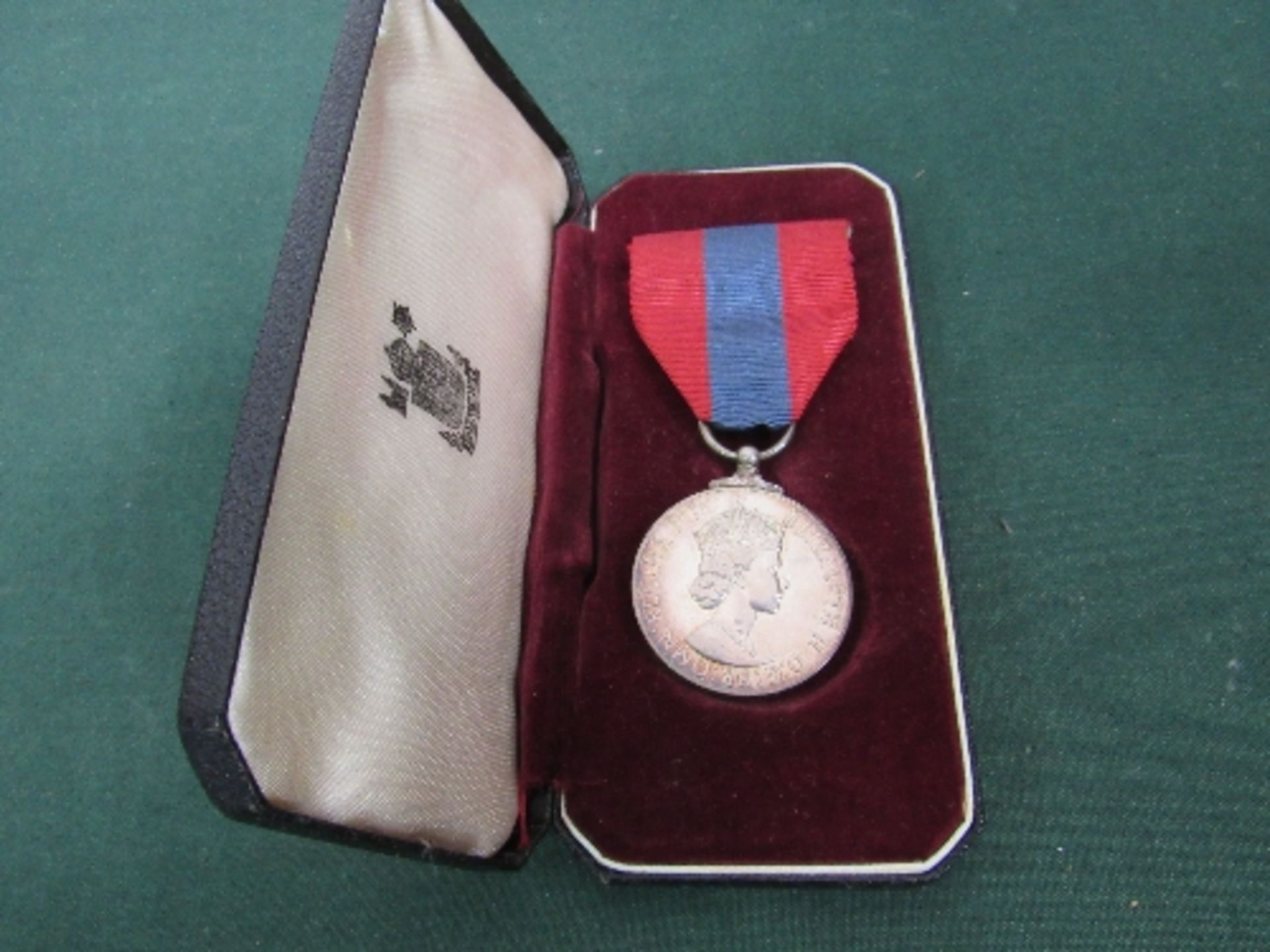 QE2 Imperial Service Medal awarded to Kathleen A M Bedford, in its presentation box with ribbon & - Image 2 of 2