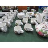 Portmeirion Pomana table ware: 31 pieces of tea & coffee sets including teapots & coffee pots & 12