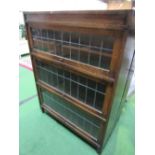 Globe Wernicke-style bookcase, a/f. Estimate £30-40.