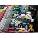 Collection of mainly vintage Lego including Space Lego; figures; USS Constellation; Moon base (2