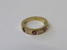 18ct gold, diamond & ruby ring, size M, weight 6.1gms. Estimate £400-500.