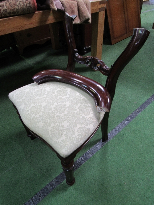 Victorian mahogany circular tilt-top table on heavy turned column to 3 shaped feet to casters, - Image 7 of 7