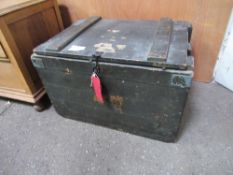 Pine WWI munitions box. Estimate £20-40