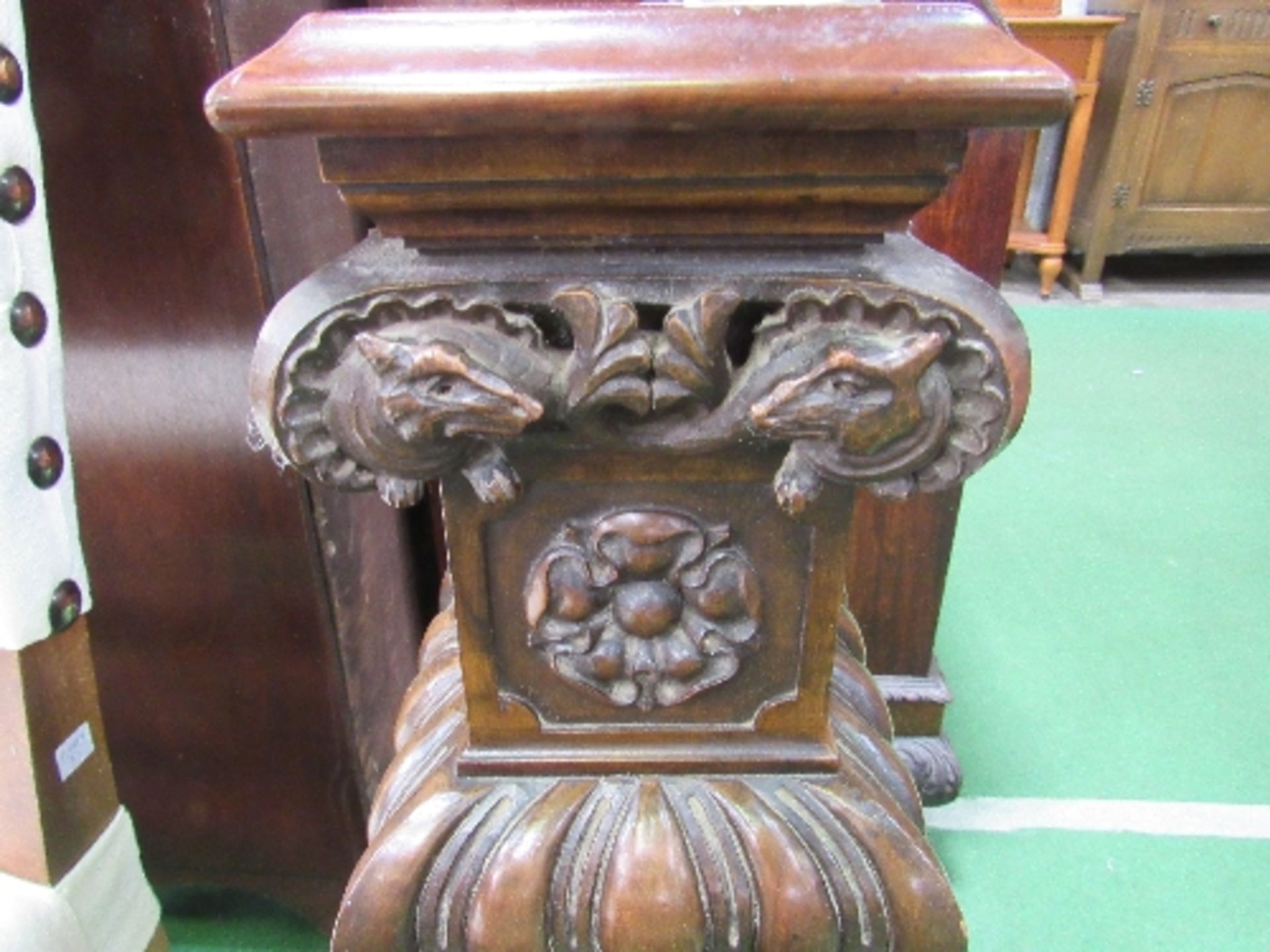 Carved mahogany torchere, height 81cms. Estimate £40-60 - Image 4 of 4