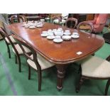 Mahogany wind-out extending table with 2 leaves & winding handle, 143cms x 119cms x 72cms.