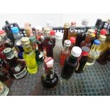 Tray of various miniature bottles of alcohol. Estimate £20-30