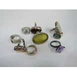 Large qty of costume jewellery. Estimate £40-60