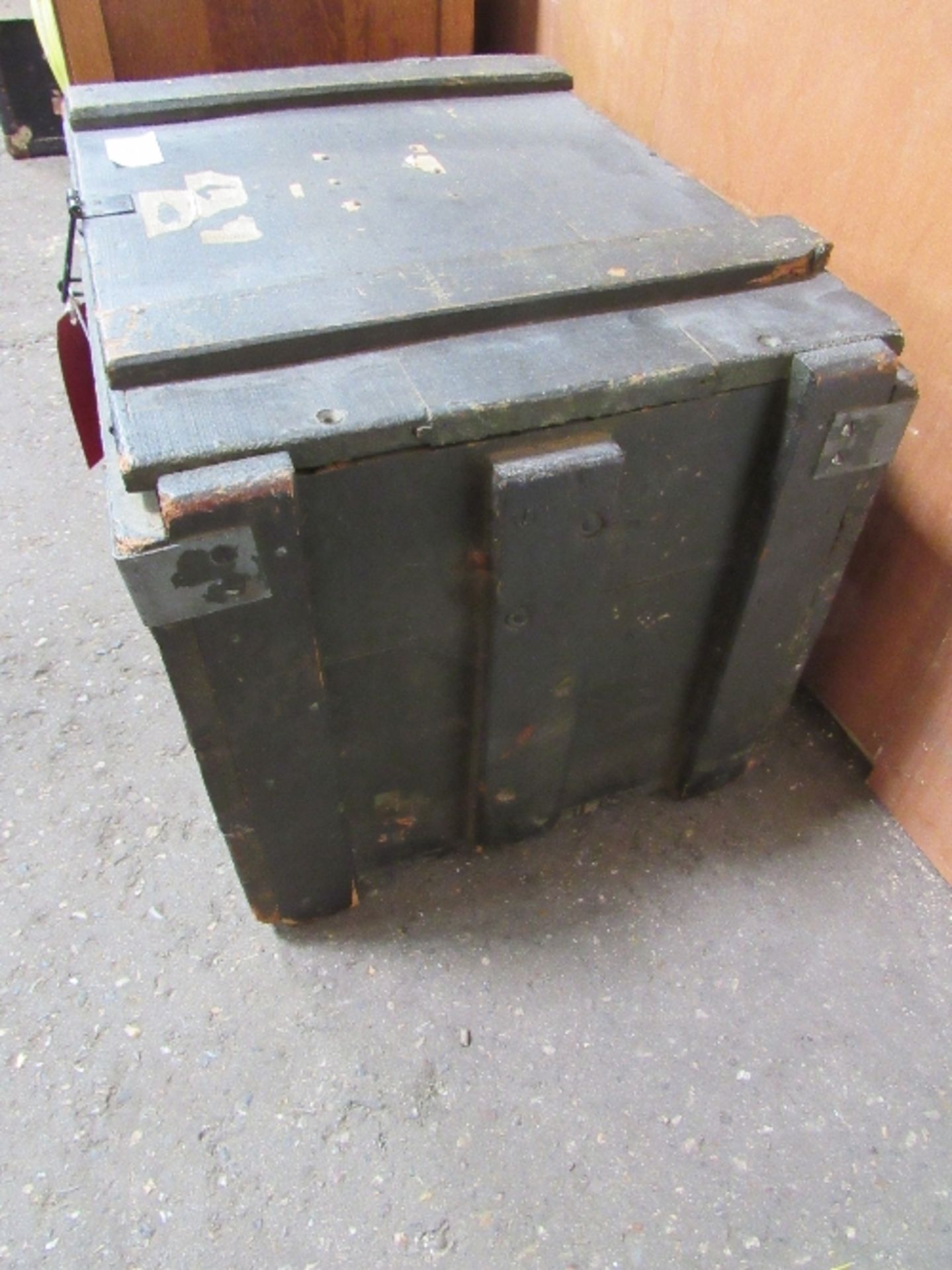 Pine WWI munitions box. Estimate £20-40 - Image 2 of 4
