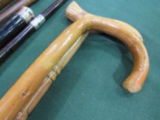 Turned oak walking stick with Derby handle & bentwood stick. Estimate £10-15