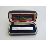 Sterling silver tie clip. Estimate £15-20