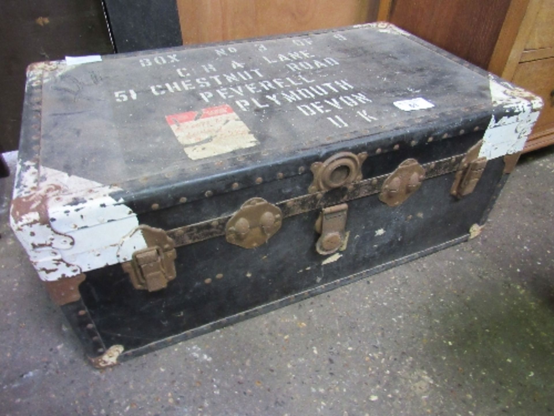 Metal bound travel trunk. Estimate £10-20