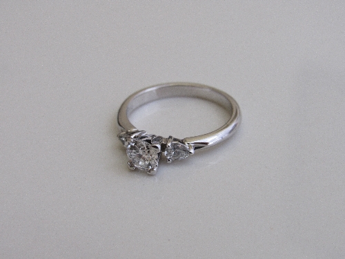 14ct white gold solitaire ring with diamonds to shoulders, size L 1/2, weight 2.7gms. Estimate £ - Image 2 of 2